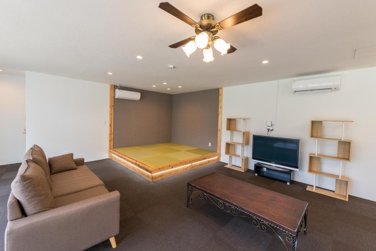 Ferienwohnung パライソ デ モトブ Motobu Exterior foto